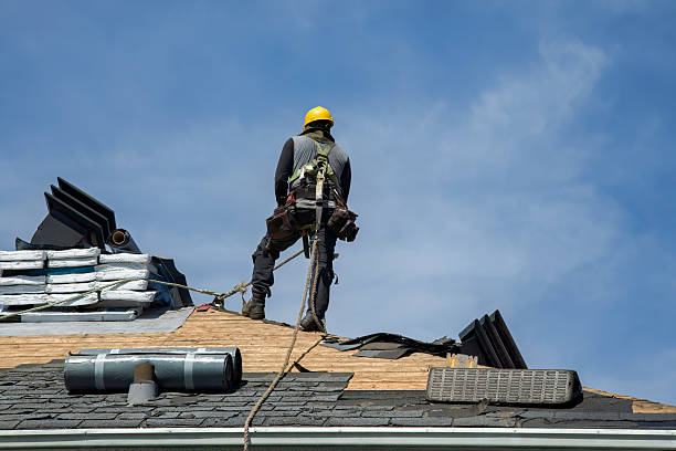 Professional Roofing technician working in Smokerun, PA